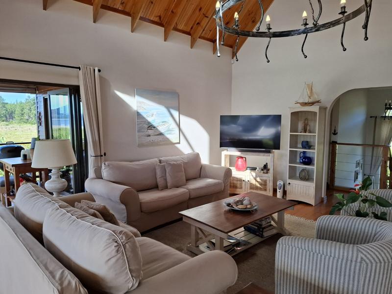 To Let 4 Bedroom Property for Rent in Sedgefield Central Western Cape